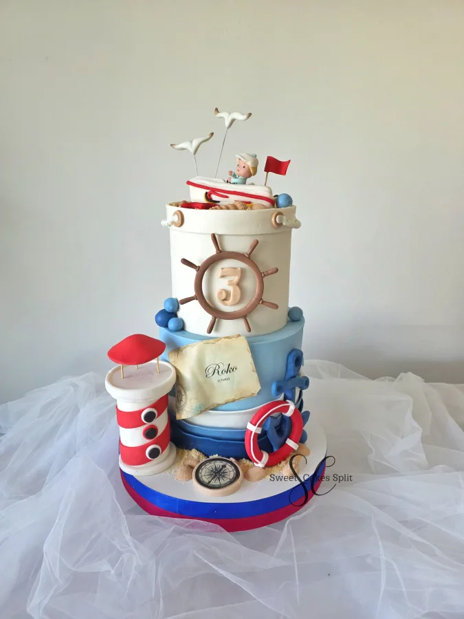 Vesela torta za 3. rođendan u mornarskoj tematici Split