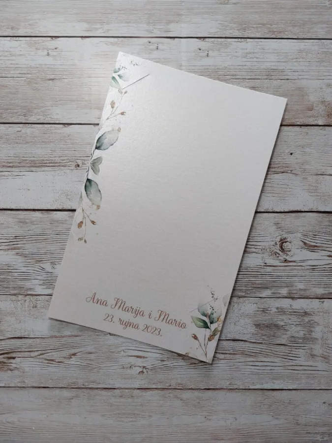 Zahvalnica za vjenčanje gdje se može staviti fotografija mladenaca, ime para i datum vjenčanja.