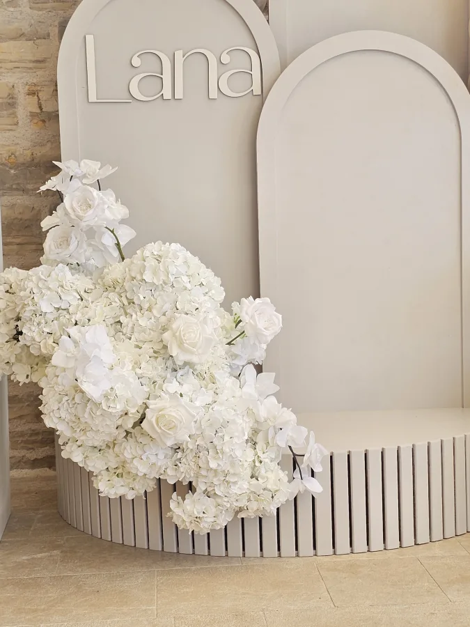 Event styling baloni, ime i cvijeće dekoracija