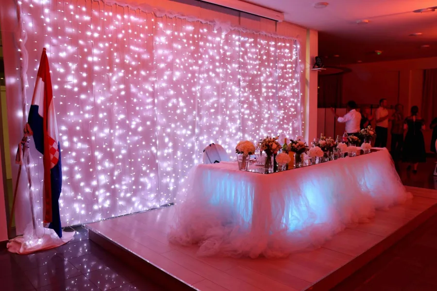 33944485 1015616845273996 8927381406418468864 n