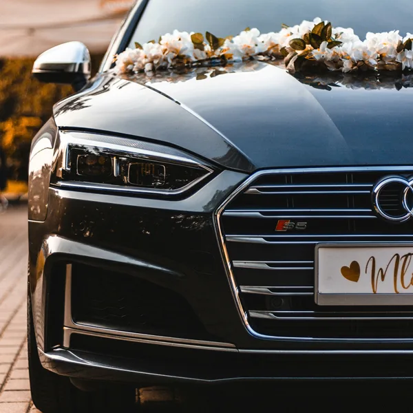 Auto za mladence