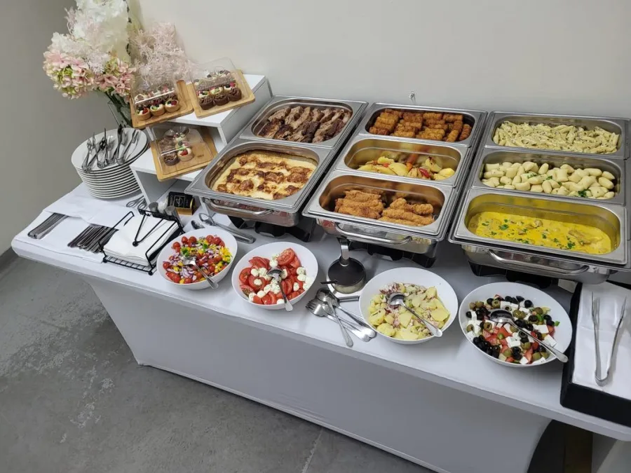Topli buffet na vjenčanju Gala Catering Zagreb.
