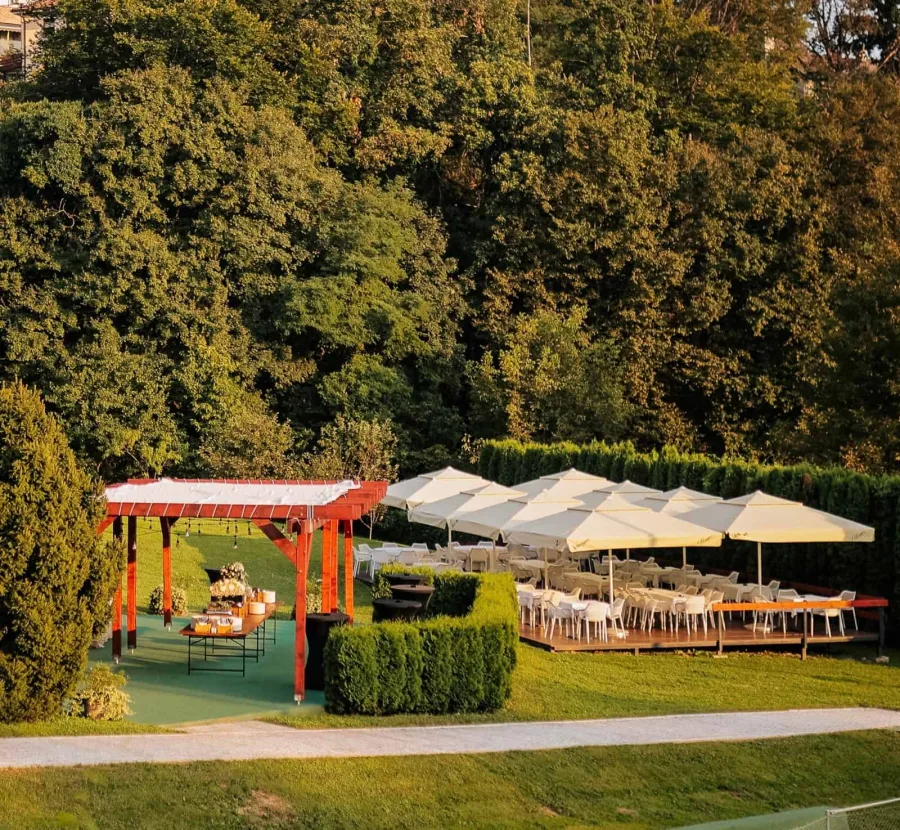 Terasa za vjenčanje u prirodi Imanje Marincel Zagreb.