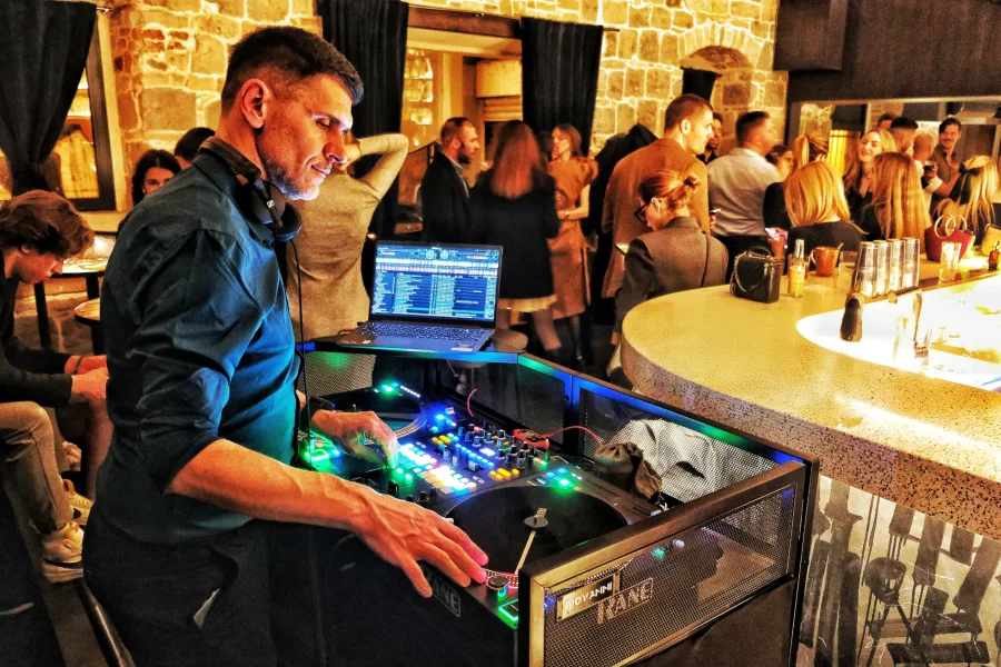 DJ na vjenčanju