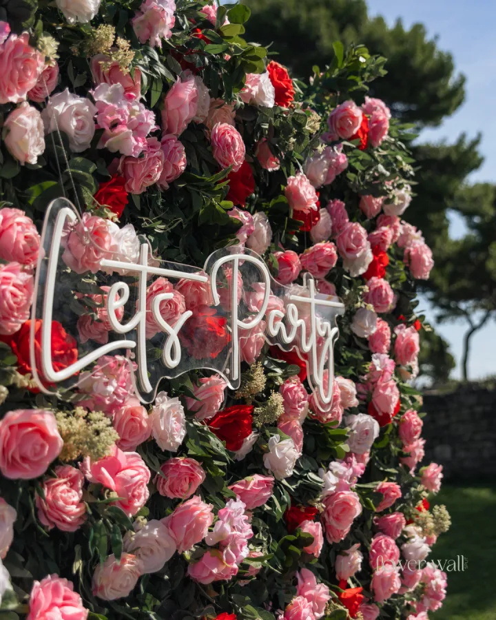 Flower wall split - Cvjetni zid za vjenčanje