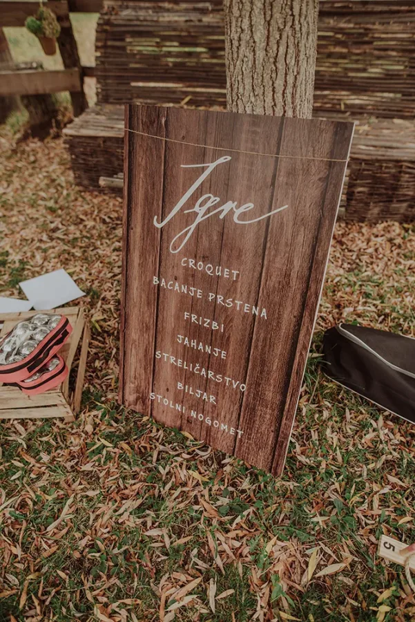 Ranch Kurilovec igre za vjenčanje - bacanje prstena, frizbi, jahanje...