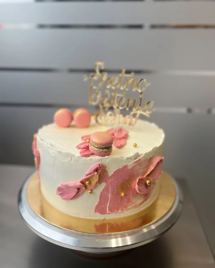 Bijelo roza torta za krštenje Split.